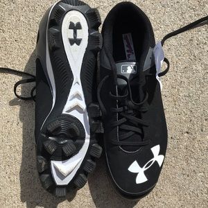 Under Armour Men’s 10.5 Baseball Cleat